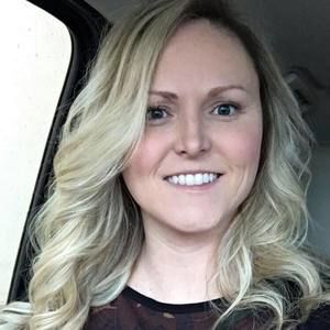 Meet your Posher, Christine